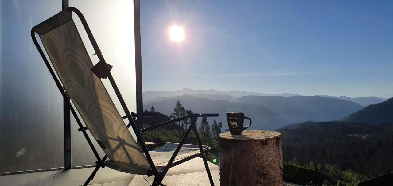 Tiny Mountain Cabin With A Panoramic View Giljane Εξωτερικό φωτογραφία